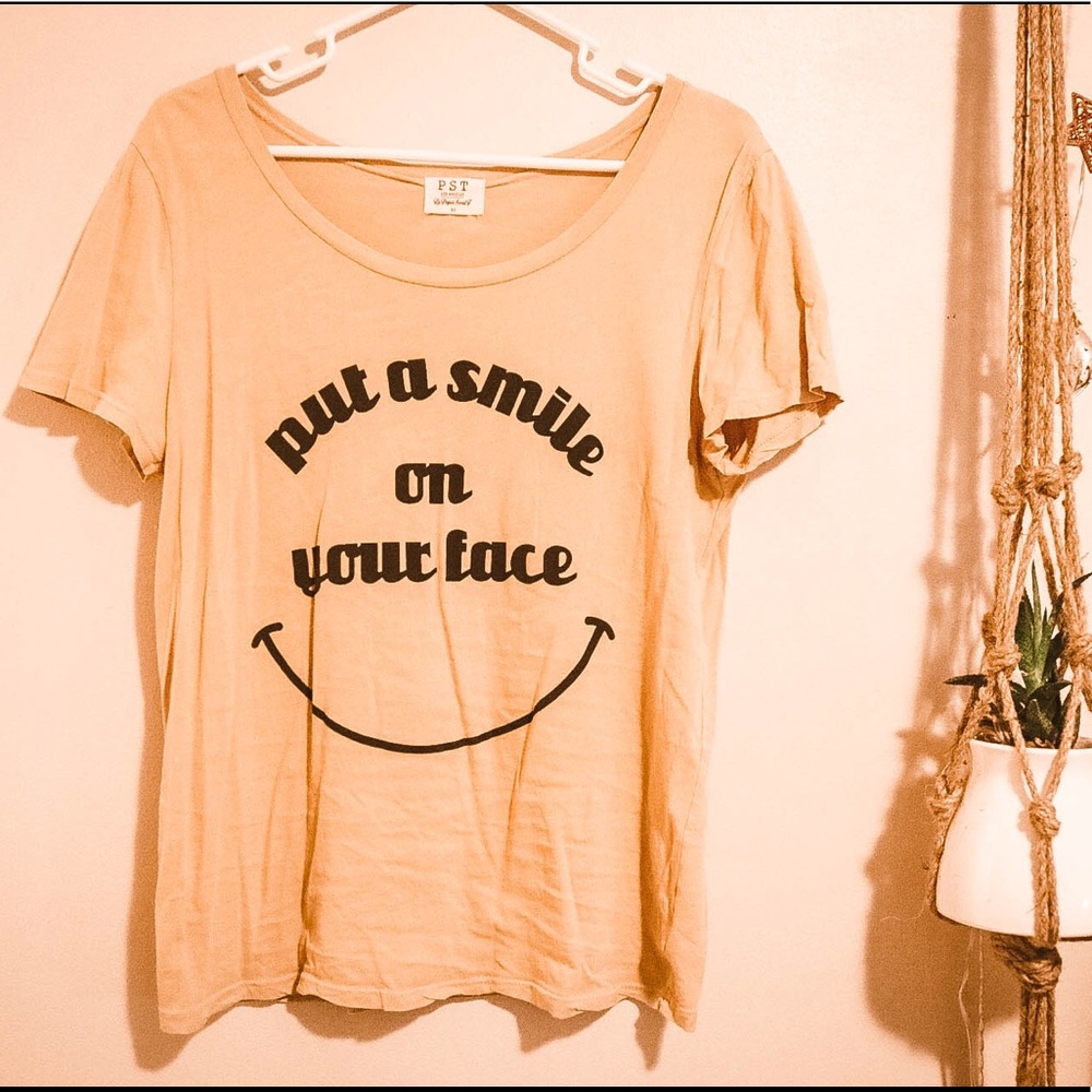 Tee